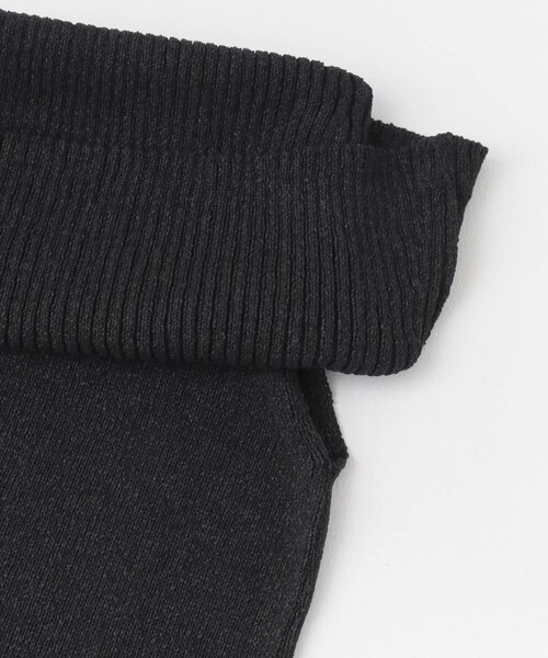 URBAN RESEARCH ROSSO（アーバンリサーチロッソ）の「ドライタッチオフショルダーニット（ニット/セーター・レディース・L/BEIGE/CAMEL/BLACK・FREE）」の16枚目の写真