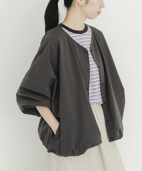 EKAL（エカル）の「DOT AIR CARDIGAN（カーディガン/ボレロ・レディース・ブラック/ブラウン/チャコール・One）」の4枚目の写真