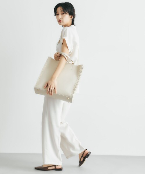 URBAN RESEARCH ROSSO（アーバンリサーチロッソ）の「AULENTTI　スタッズスクエアバッグ（ハンドバッグ・レディース・BEIGE/BROWN・Free）」の12枚目の写真
