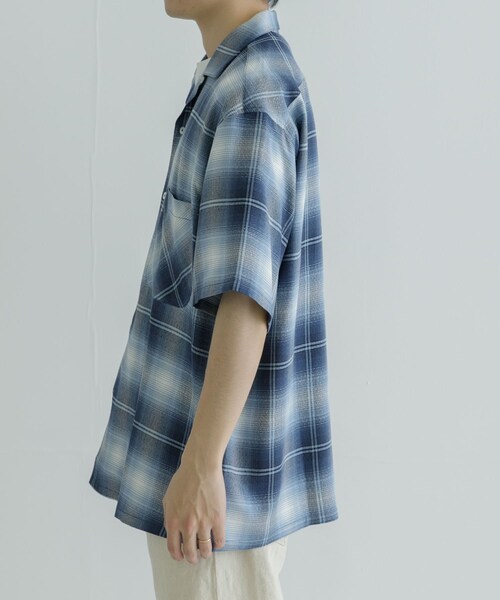 URBAN RESEARCH(アーバンリサーチ)の「SEVEN BY SEVEN OPEN COLLAR SHEER SHIRTS S/S(シャツ/ブラウス・メンズ・110 BLUE・S/M)」の6枚目の写真