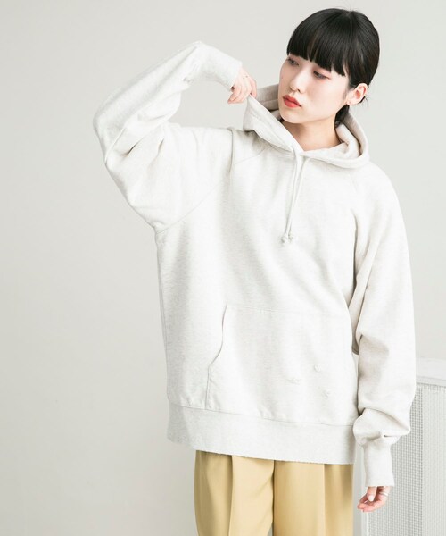 KBF（ケイビーエフ）の「ダメージBIGフーディー（パーカー・レディース・NAVY/TOP GRAY・one）」の5枚目の写真