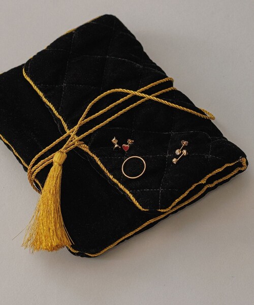 ADAM ET ROPE'（アダムエロペ）の「【J'aDoRe・店舗限定】【GIGI（ジジ）】Original jewelry pouch（ポーチ・レディース・ブラック/グリーン/ピンク・F）」の3枚目の写真