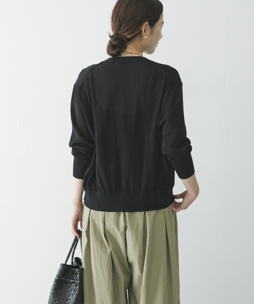 URBAN RESEARCH（アーバンリサーチ）の「UVカット加工Vネックカーディガン（カーディガン/ボレロ・レディース・RED/MINT/BLACK・Free）」の8枚目の写真