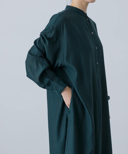 かぐれ（カグレ）の「WIRROW Cupro cotton shirts dress（ワンピース