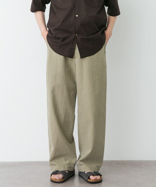 URBAN RESEARCH DOORS(アーバンリサーチドアーズ)の「marka U.S. ARMY CHINO TROUSERS(チノパンツ・メンズ・BEIGE/CHARCOAL・1/2)」の3枚目の写真