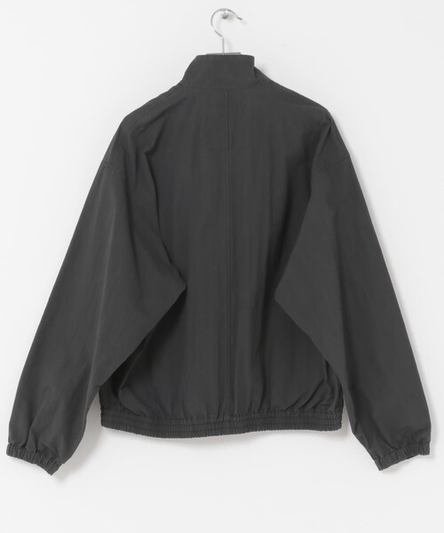 URBAN RESEARCH（アーバンリサーチ）の「ANOTHER OFFICE　LIBRARY TRACK JACKET（ブルゾン・メンズ・CHARCOAL・2/3）」の10枚目の写真