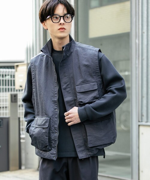 SENSE OF PLACE by URBAN RESEARCH(センスオブプレイスバイアーバンリサーチ)の「マルチポケットトラックベスト(テーラードジャケット・メンズ・BLACK/BLUE・M/L)」の21枚目の写真