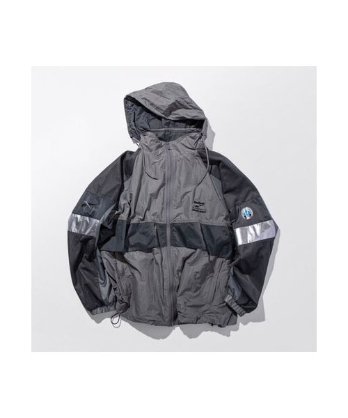 Reebok(リーボック)の「ドラゴンクエスト カラーコンビネーション トラックジャケット / DRAGON QUEST Color Combination Track Jacket (アウトドア/スポーツ・メンズ・R00212/R00213/R00214・S/M/L/XL/LL)」の6枚目の写真