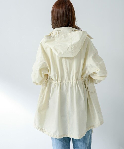 URBAN RESEARCH Sonny Label（アーバンリサーチサニーレーベル）の「ミリタリーナイロンブルゾン（モッズコート・レディース・カーキ/オフ/ブラック・FREE）」の5枚目の写真