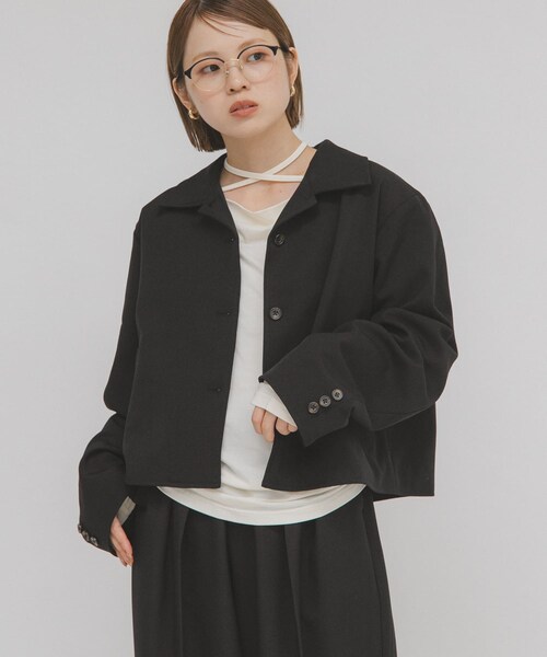 KBF（ケイビーエフ）の「コンパクトBOXジャケット（テーラードジャケット・レディース・D.BROWN/BLACK・one）」の2枚目の写真