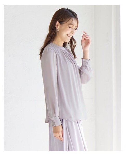 nissen（ニッセン）の「大きいサイズ スタンドギャザーブラウス（吸汗速乾裏地付）（シャツ/ブラウス・レディース・ダークグリーン/アイスグレー/ネイビー/アイボリー×黒・L/LL/3L/4L/5L/6L/8L/10L）」の6枚目の写真