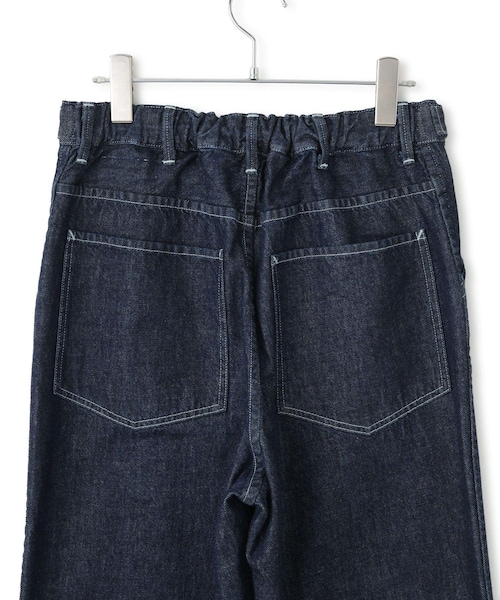 ADAM ET ROPE'(アダムエロペ)の「【KURO for SALON(クロ)】別注EASY TUCK DENIM INDIGO / デニムパンツ(デニムパンツ・レディース・ネイビー・0/1)」の15枚目の写真