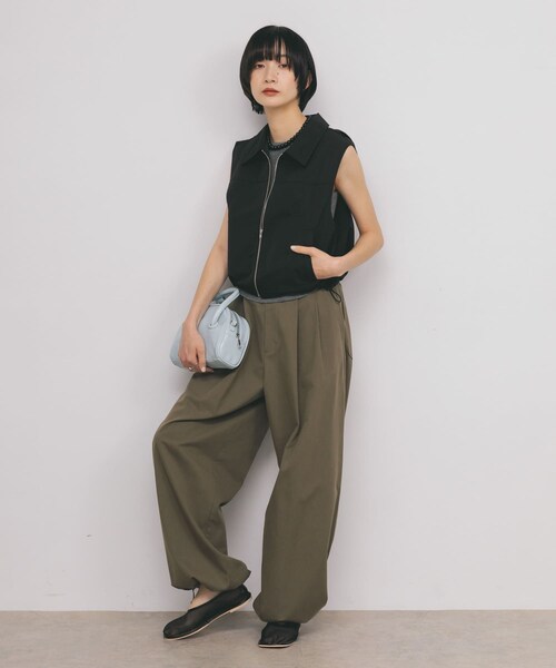 KBF（ケイビーエフ）の「コンパクトバルーンベスト（ベスト・レディース・BLACK/CAMEL・one）」の9枚目の写真