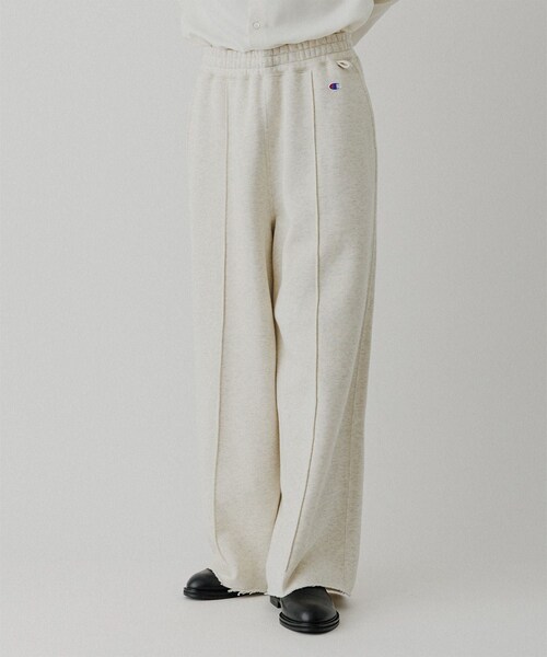 ADAM ET ROPE'（アダムエロペ）の「《別注》【Champion/チャンピオン】WIDE SWEAT PANTS（その他パンツ・メンズ・ブラック/グレー/ライトグレー・L/M/S/XL）」の16枚目の写真