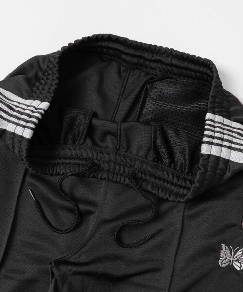 URBAN RESEARCH（アーバンリサーチ）の「Needles　TRACK PANTS（その他パンツ・メンズ・RUST/GREEN/CHARCOAL・S/M）」の6枚目の写真