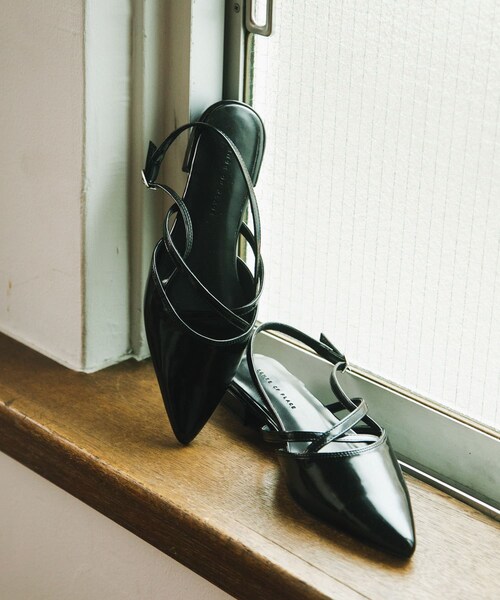 SENSE OF PLACE by URBAN RESEARCH(センスオブプレイスバイアーバンリサーチ)の「ポインテッドクロスベルトミュール(その他シューズ・レディース・BLACK/SILVER/RED・S/M/L)」の10枚目の写真