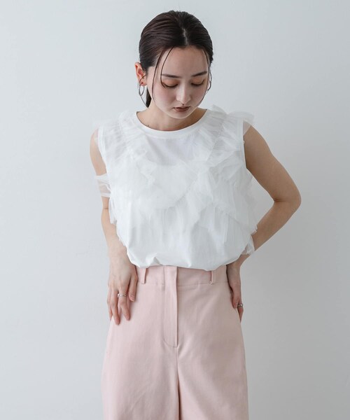 SENSE OF PLACE by URBAN RESEARCH(センスオブプレイスバイアーバンリサーチ)の「フリルデザインカットトップ(Tシャツ/カットソー・レディース・OFF WHITE/BLACK/BEIGE・One)」の6枚目の写真