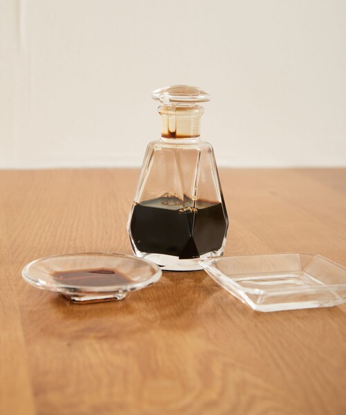 URBAN RESEARCH DOORS(アーバンリサーチドアーズ)の「岩澤硝子 江戸前醤油皿 角(食器・メンズ・Clear・-)」の8枚目の写真