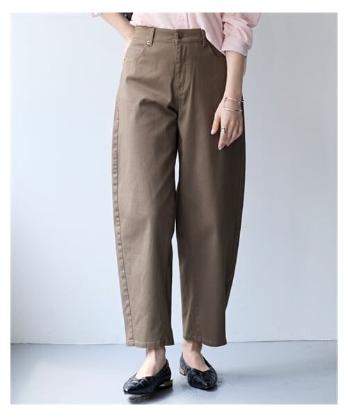 nissen（ニッセン）の「すごのびストレッチツイルカーブパンツ（ゆったりヒップ）＜大きいサイズ有＞（パンツ・レディース・黒/カーキ/ライトベージュ/モカチャコール・S/M/L/LL/3L/4L/5L/6L/8L/10L）」の4枚目の写真