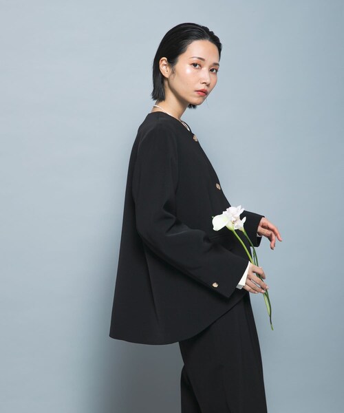 URBAN RESEARCH ROSSO（アーバンリサーチロッソ）の「『別注』CHIGNON×ROSSO　ラウンドヘムジャケット（その他アウター・レディース・OWHITE/BLACK・Free）」の17枚目の写真