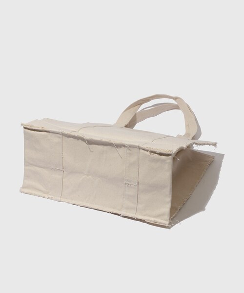 ADAM ET ROPE'（アダムエロペ）の「【Toogood/トゥーグッド】THE HANDYMAN BAG（トートバッグ・メンズ・キナリ・F）」の22枚目の写真