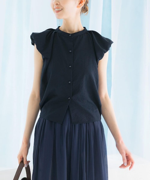 URBAN RESEARCH ROSSO（アーバンリサーチロッソ）の「パフスリーブブラウス（シャツ/ブラウス・レディース・BRICK/OFF WHITE/NAVY・FREE）」の3枚目の写真