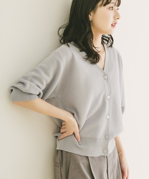 ITEMS URBANRESEARCH(アイテムズ アーバンリサーチ)の「Vネックハーフスリーブニットカーディガン(カーディガン/ボレロ・レディース・SILVER/BRN/L.YEL・Free)」の21枚目の写真