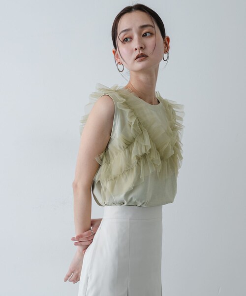 SENSE OF PLACE by URBAN RESEARCH(センスオブプレイスバイアーバンリサーチ)の「フリルデザインカットトップ(Tシャツ/カットソー・レディース・OFF WHITE/BLACK/BEIGE・One)」の21枚目の写真