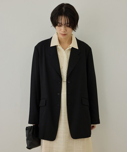 ADAM ET ROPE'(アダムエロペ)の「ビスコースウールエフォートレスジャケット / セットアップ対応(テーラードジャケット・レディース・ブラック/ブラウン・F)」の11枚目の写真