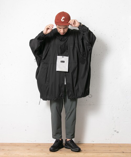 EKAL(エカル)の「ポータブルDWRオーバーコート(マウンテンパーカー・メンズ・BEG/BLK・S/M/L)」の7枚目の写真