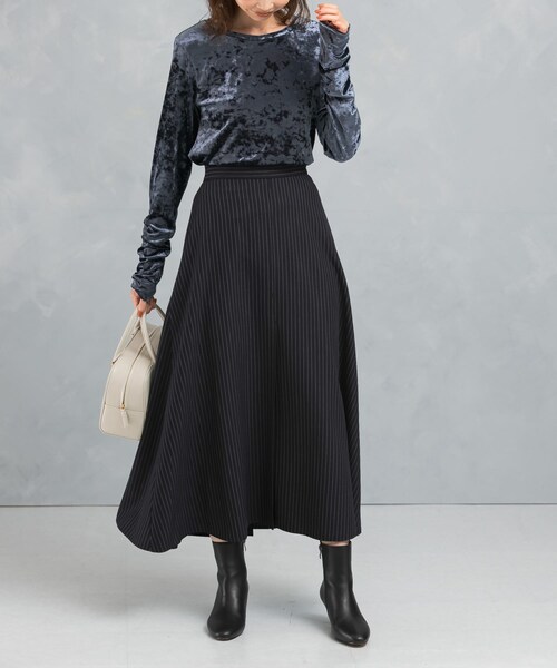 URBAN RESEARCH ROSSO（アーバンリサーチロッソ）の「ストライプロングフレアスカート（スカート・レディース・NAVY・36/38）」の2枚目の写真