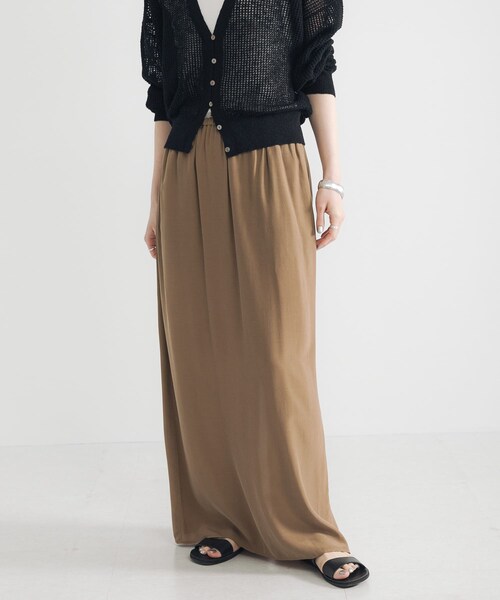 URBAN RESEARCH（アーバンリサーチ）の「キュプラレーヨンギャザーIラインスカート（スカート・レディース・BROWN/BEIGE・36/38）」の22枚目の写真