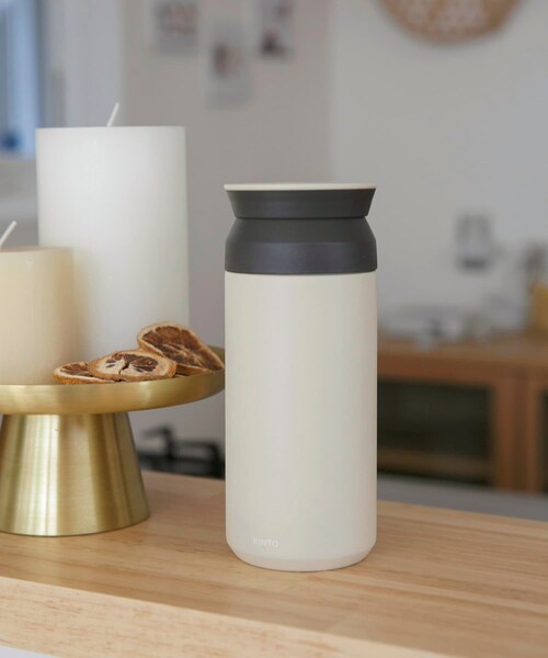 URBAN RESEARCH DOORS（アーバンリサーチドアーズ）の「『別注』KINTO×DOORS LIVING PRODUCTS　トラベルタンブラー 350ml（キッチンツール・メンズ・sand beige・-）」の5枚目の写真