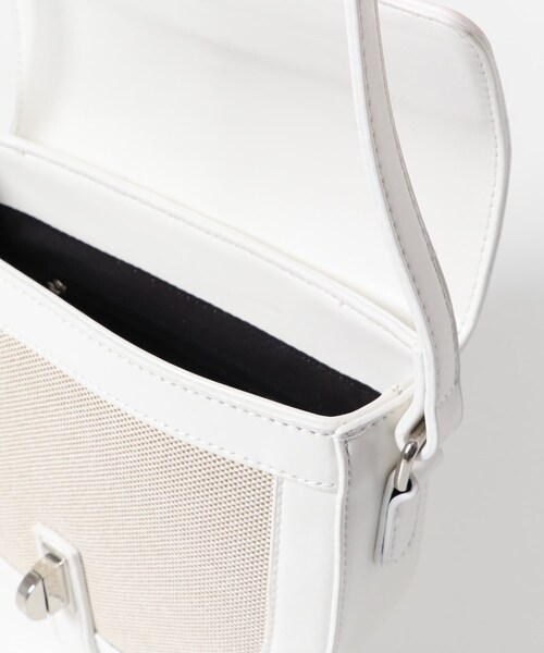 URBAN RESEARCH ROSSO（アーバンリサーチロッソ）の「キャンバスコンビショルダーバッグ（ショルダーバッグ・レディース・OFFWHITE/D/BROWN/BLACK・-）」の16枚目の写真