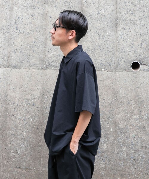 URBAN RESEARCH(アーバンリサーチ)の「Wide Dad SHADE TECH ポロシャツ(ポロシャツ・メンズ・D.NAVY・1/2)」の14枚目の写真