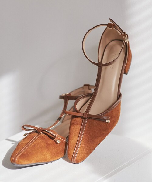 VIS(ビス)の「Tストラップリボンパンプス(パンプス・レディース・ブラック/キャメル・L/M/S)」の5枚目の写真