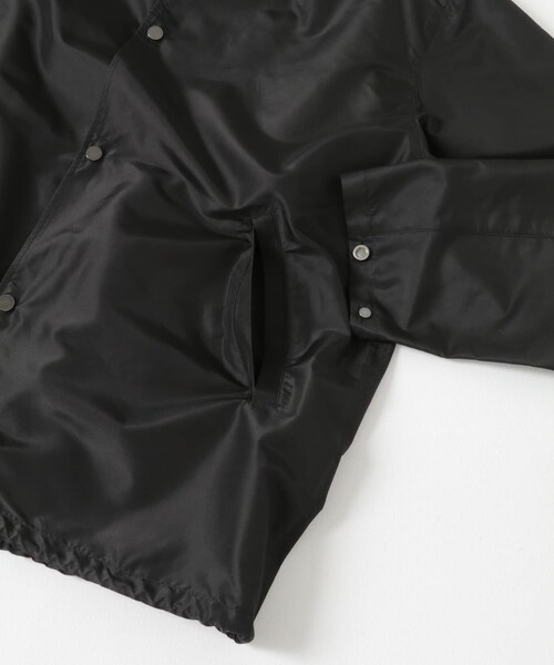 URBAN RESEARCH（アーバンリサーチ）の「MARKAWARE　COACH JACKET（ブルゾン・メンズ・BLACK/SAGE GREEN・2/3）」の8枚目の写真