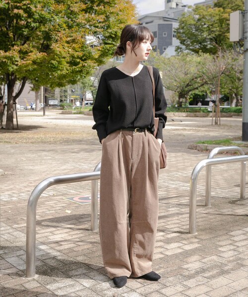 ITEMS URBANRESEARCH(アイテムズ アーバンリサーチ)の「コーデュロイバレルパンツ(その他パンツ・レディース・BLK/BEG/CHERRY・FREE)」の14枚目の写真