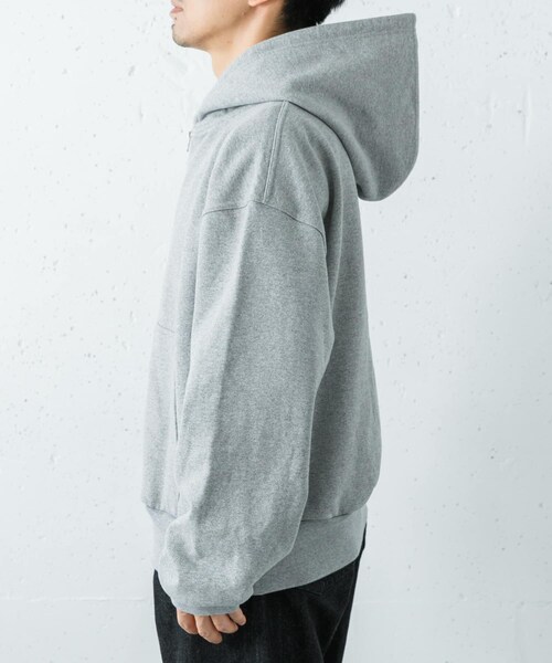 URBAN RESEARCH（アーバンリサーチ）の「REVERBERATE　FULL ZIP HOODY（パーカー・メンズ・WHITE/GRAY/NAVY・2/3）」の10枚目の写真