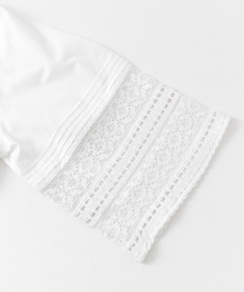 URBAN RESEARCH ROSSO（アーバンリサーチロッソ）の「sara mallika　COTTON BORDER GATHER LACE TOP（シャツ/ブラウス・レディース・WHITE/BLACK・FREE）」の8枚目の写真