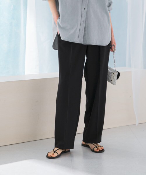 URBAN RESEARCH ROSSO（アーバンリサーチロッソ）の「『WEB/一部店舗限定』『撥水』センタープレスイージーパンツ（その他パンツ・レディース・ecru/black・36/38）」の17枚目の写真