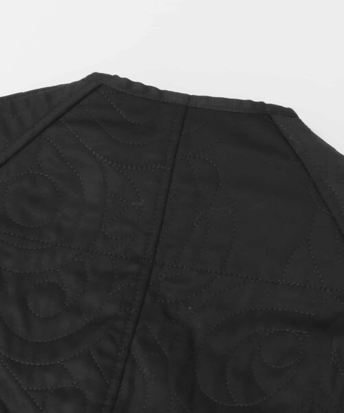 URBAN RESEARCH（アーバンリサーチ）の「MASK QUILTINGノーカラーショートジャケット∴（ノーカラージャケット・レディース・BEIGE/BLACK・1/2）」の11枚目の写真