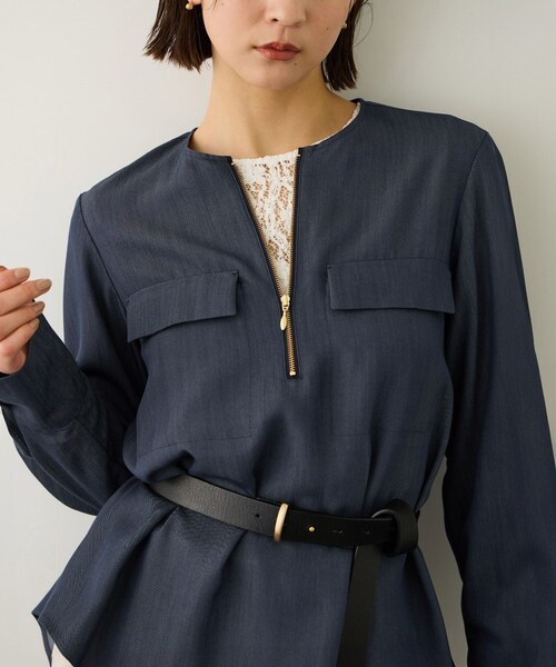 ROPE'（ロペ）の「フロントジップブラウス/セットアップ対応・イージーケア（シャツ/ブラウス・レディース・ダークブラウン/ネイビー/ピンク・34/36/38）」の22枚目の写真