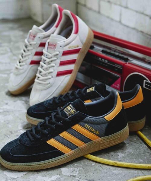 URBAN RESEARCH DOORS(アーバンリサーチドアーズ)の「『一部WEB限定カラー』adidas Exclusive HANDBALLSPEZIAL(スニーカー・レディース・ブラック/イエロー/ホワイト/レッド・23/23.5/24/24.5/25)」の8枚目の写真