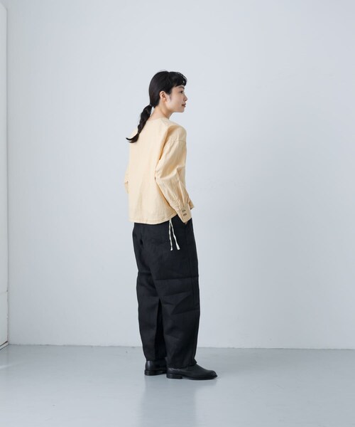 かぐれ(カグレ)の「Vlas Blomme ステッチヨークブラウス(シャツ/ブラウス・レディース・Beige/Black・FREE)」の12枚目の写真