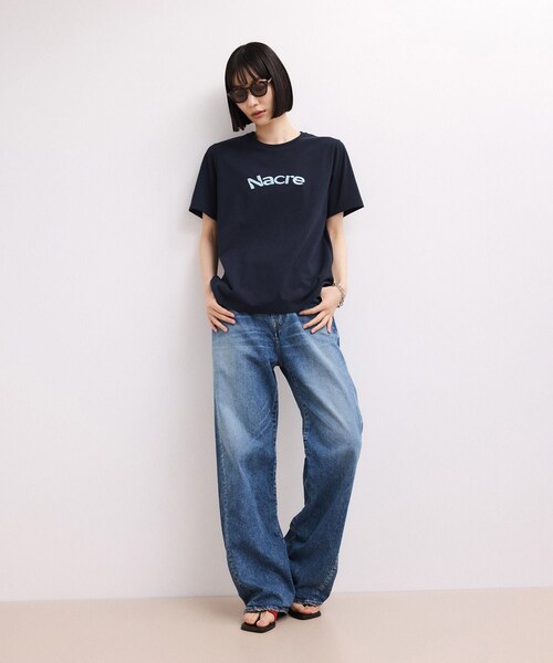 ADAM ET ROPE'(アダムエロペ)の「【WEB限定】クリーンタッチコットン刺しゅうロゴT(Tシャツ/カットソー・レディース・ホワイト/ダークブラウン/ネイビー/ピンク系・F)」の8枚目の写真