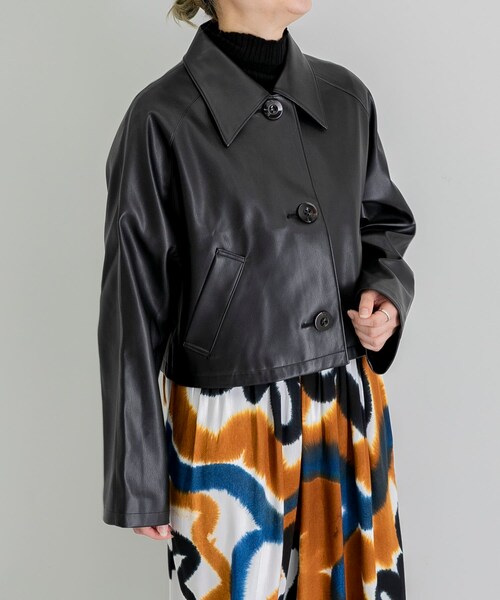 URBAN RESEARCH（アーバンリサーチ）の「COOME　ECHO LEATHERSHORT JACKET（ライダースジャケット・レディース・BLACK/IVORY・one）」の13枚目の写真