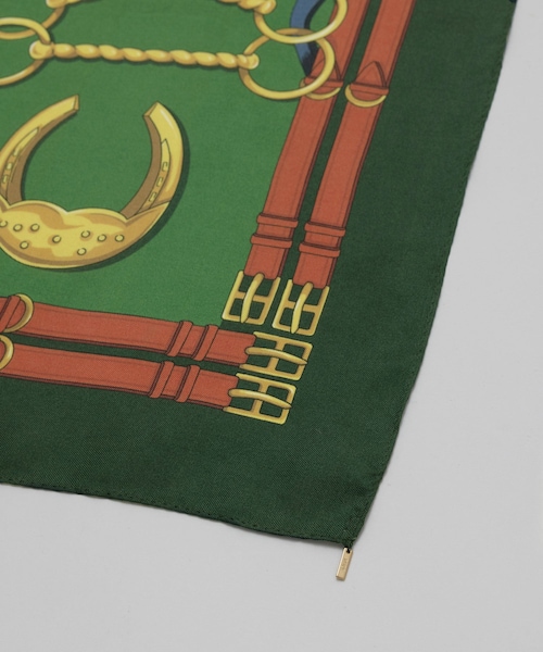 ROPE'（ロペ）の「ROPE'アーカイブパターンシルクスカーフ/Lサイズ（バンダナ/スカーフ・レディース・オフホワイト/ベージュ系/モスグリーン/ピンク系/ホワイト・F）」の6枚目の写真