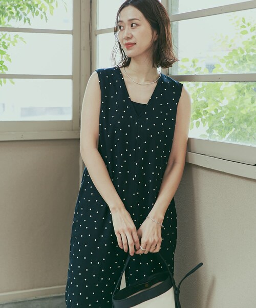 URBAN RESEARCH DOORS(アーバンリサーチドアーズ)の「リネンレーヨンドットオールインワン(サロペット/オーバーオール・レディース・NATURAL/BLACK・S/M)」の10枚目の写真