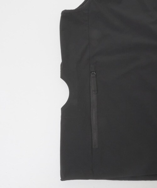 URBAN RESEARCH(アーバンリサーチ)の「LOWERCASE 空調服 AIRCOOLING VEST(ベスト・メンズ・BLACK/GRAY/BEIGE/NAVY・M/L/XL)」の7枚目の写真